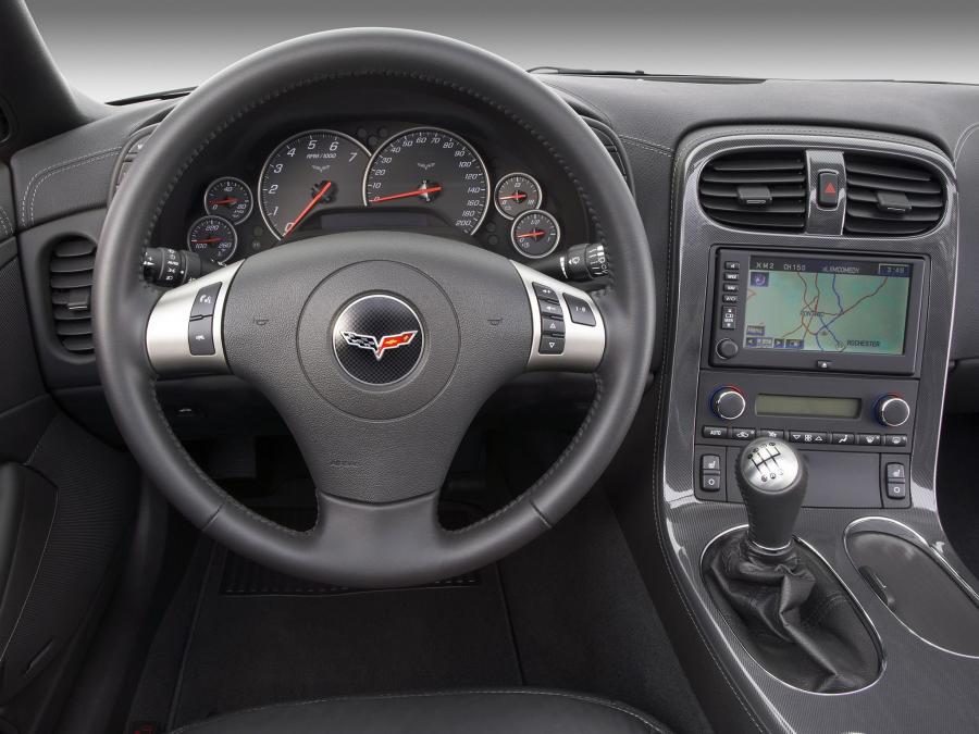  Chevrolet Corvette Coupe 2008 года  (фото 4 из 16)